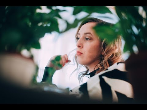 Heidi Simelius - Sun sylissä (acoustic) Official Video