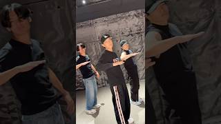 Download lagu 【 ATEEZ 】 BAD 🔥 mp3