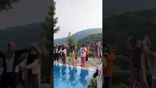 Download lagu Family Gathering at Villa Mutiara Cawene Gunung Bunder Pamijahan Bogor #villa #villabogor #bogor mp3