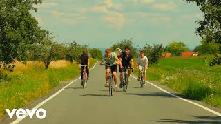 Mirai - Malinovej sirup (Official Music Video) Mirai - Malinovej sirup (Official Music Video)