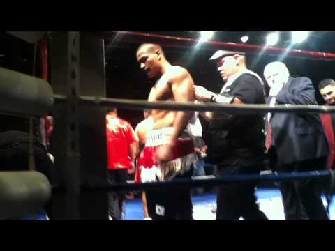 VICTOR BARRAGAN VS HENRY NAMAUU