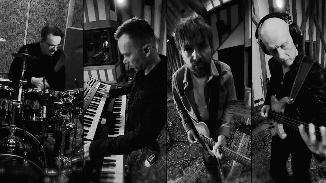 The Pineapple Thief - Hold The Ashes (Official Video) - YouTube