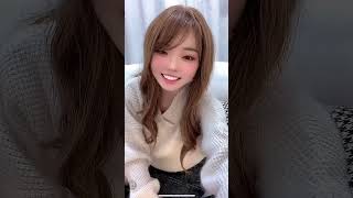 【TikTok】ぎこちない足コキ 薄ピンクのお花畑を散策