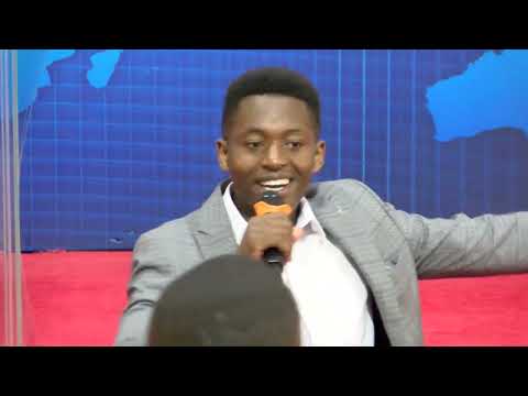 Kelvin Maina and his wife performing "Ndagwita Kigoti"