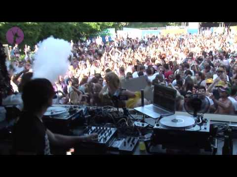 Giuseppe Cennamo - Don't Move [played by Barem]