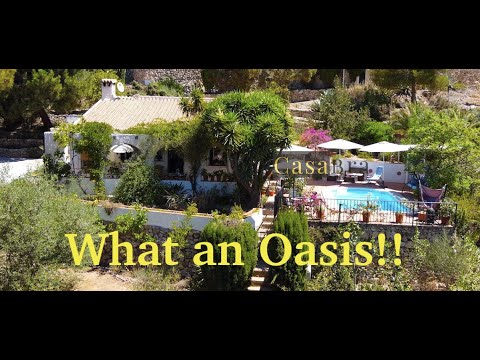 AbraCasaBra Real Estate presents: Villa Heike in Competa - Malaga