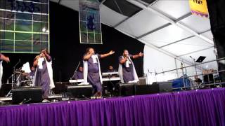 The Selvys spread love at the New Orleans Jazz and Heritage Festival 2013