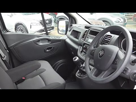 Renault Trafic LL30 ENERGY DCI 120 BUS - Image 2