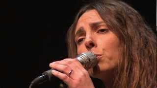 DAFNE - Dead and lovely - (Tom Waits) - Live