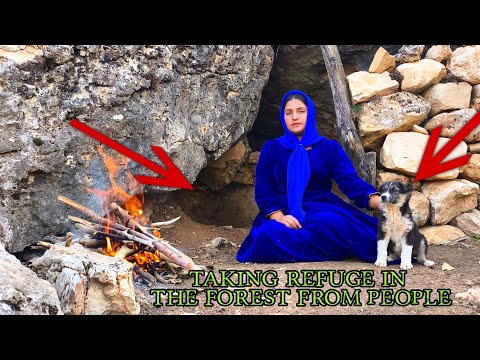 Homeless girl takes refuge in rocks from fear of wild animals😱😰