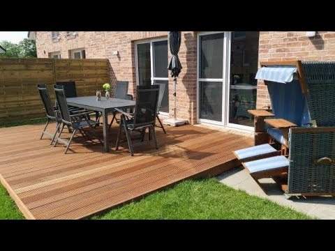 Rundgang: Ferienhaus Fiete, 6 Personen, 10 Hunde – Urlaub mit Hund kurz vor St. Peter-Ording, Zaun