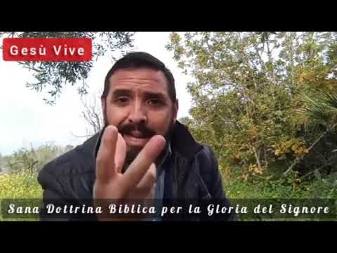 Stefano Ansaldo dei Solo Cristo Salva fa la spia per vedere come sono le mutandine della sposa.