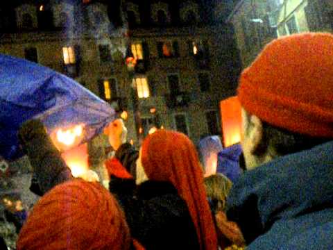 CARNEVALE DI IVREA 2011 - ABBRUCIAMENTO DELLO SCARLO IN PIAZZA DI CITTA' 2