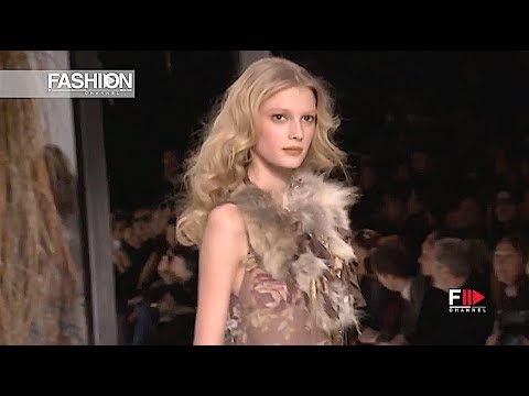 KENZO Fall 2010 Paris - Fashion Channel