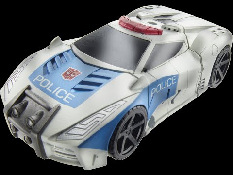 Transformers Generations Combiner Wars Protectobot StreetWise Video Review