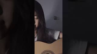 Download lagu CEWE TIK TOK JAGO MAIN GITAR BERSUARA MERDU mp3