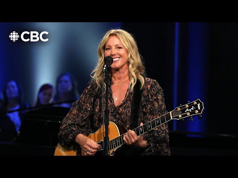 Sarah McLachlan performs Building a Mystery | Q Live