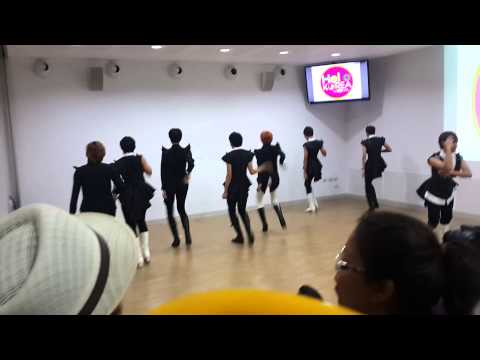 Boys' generation TH  | Cover SNSD @audition hello