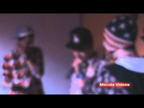 Etru,Em Emej - Rec Uzivo Dom Omladine KG 18.11.2011 HD