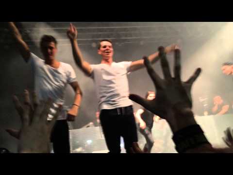 Martin Garrix, DVBBS, Dannic, Blasterjaxx (Jumping into crowd at Magnetic Festival)