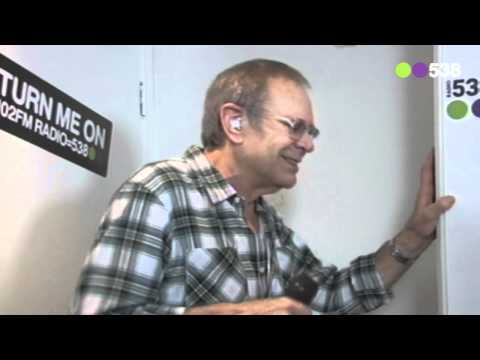 Radio 538: Rob de Nijs - Zondag (live bij Evers Staat Op)