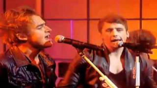 McFly performs Shine A Light on  Loose Women
