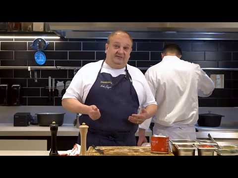 ERICK JACQUIN COMENTA SOBRE A FLOR DE SAL CIMSAL NA RECEITA DE CANELA DE CORDEIRO BRASEADA