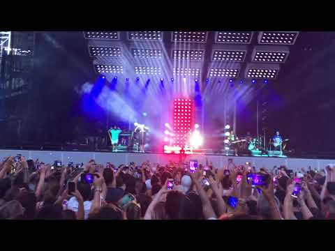 Intro Finesse Bruno Mars - Live Paris 24K Magic Tour