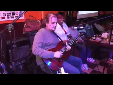 Petit passage de Julien Pestre et Fred Ndoumbe