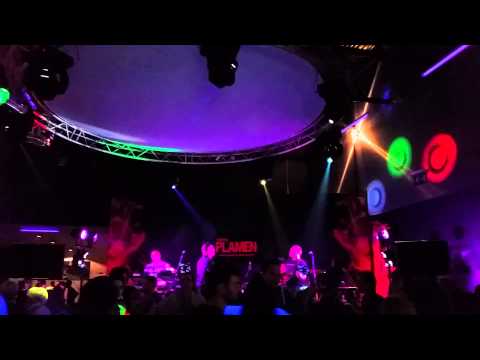 Skupina Plamen- kad procvatu jabuke(live)