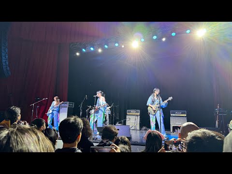 251111 QWER - 고민중독 (Rockation in Fort Worth)