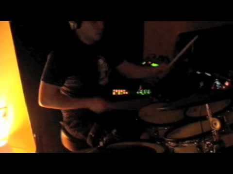 Autody - Live Remixing - Prefuse 73, Four Tet, and Tortoise - Negative Spaceman pt 1.m4v