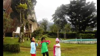 preview picture of video 'Vidio Jacky Film TH Baru 2013 di Puncak Bogor.'