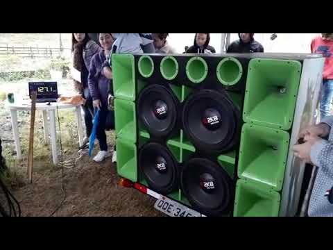 Alto falantes 7driver tocando RTA