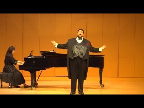 José Luis Maldonado (Prologo)  Si può? Si può? from I Pagliacci by Leoncavallo