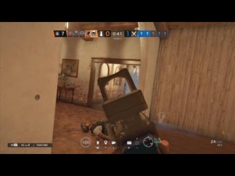 Melusi with the MP5! Seige clip!