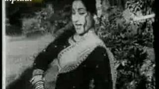 apni piya ki mai to bani re joganiya - YouTube