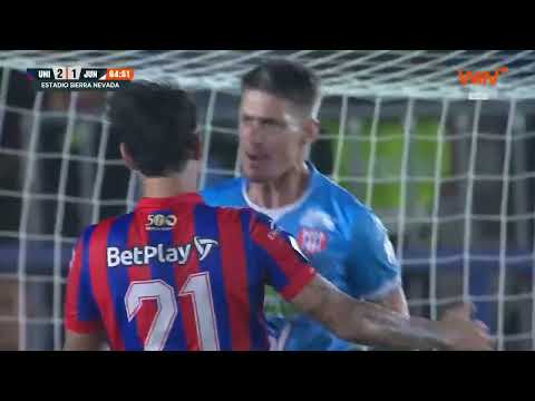 Mattalia saves Steven 'Titi' Rodriguez's penalty! Unión Magdalena keeps winning #LALIGAxWIN 🌀⚽🦈