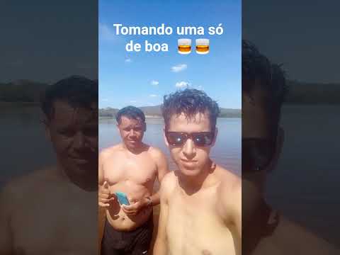 Tomando um banho na barragem em itaiba Pernambuco e tomando uma