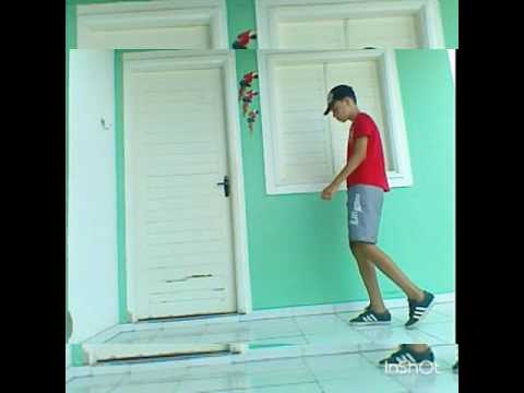 Bruno Patatyy (mc carioca tuta moscano)