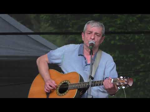 Pavel Dobeš & Tomáš Kotrba, Brhlík & Sojka, park před Společenským domem, Otrokovice, 1. 5. 2018