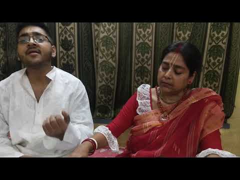 Udit Dey Hori Khelata Hai Giridhari