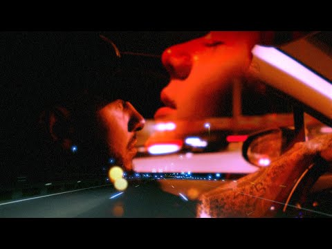 BAMFRIFRIKA  - Amor a 220 (Official Music Video)