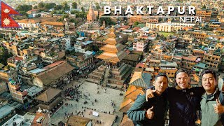 Hanging out in Bhaktapur with 2 local friends - Nepal Motovlog EP16