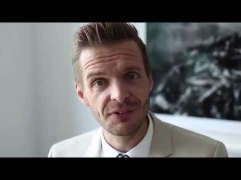 ZEITraffer #27 – Florian Schroeder liest DIE ZEIT