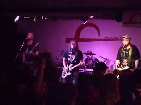 ALKEHOL - Trávička zelená