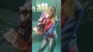 Highway to hell AC/DC (Carla Bruni version 2017!)