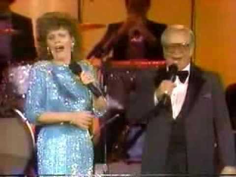 MEL TORME & MAUREEN McGOVERN (Live) - OH! LOOK AT ME NOW