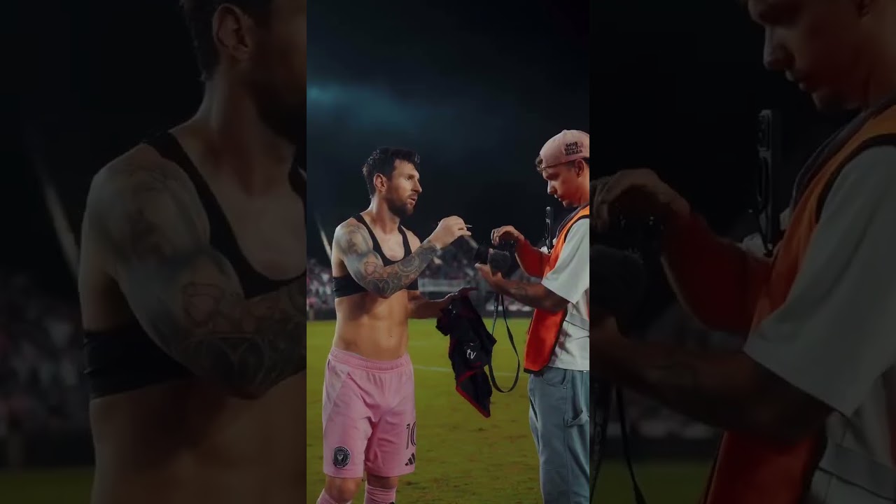 Messi le firma la cámara a un fotografo tras triunfo con el Inter Miami | Actualidad | AS México