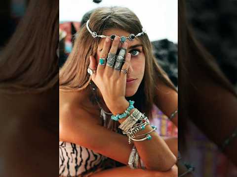 San Francisco (Be Sure To Wear Flowers In Your Hair) 1967 - Scott McKenzie #hippie #flowers #60s